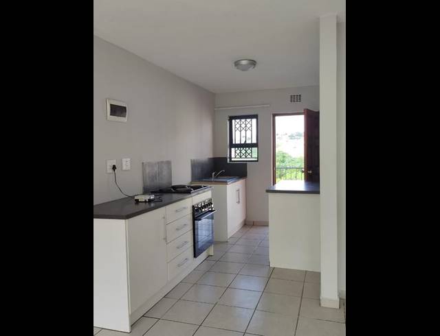 2 BEDROOM APARTMENT FOR SALE IN NEWLANDS EAST